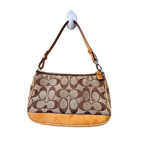 Vintage Y2K Coach Leatherware Tan
Signature Canvas Demi Shoulder Bag 6094